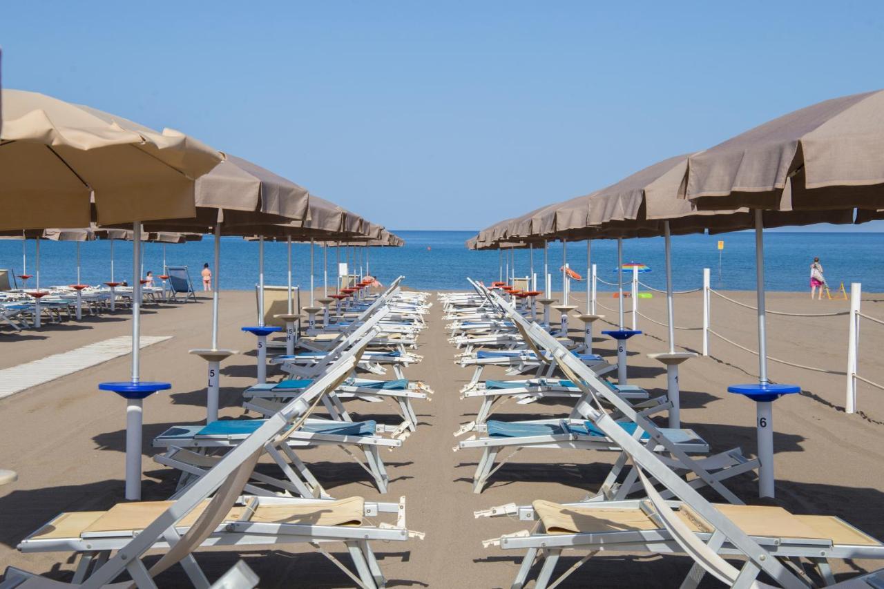 Etruria Camping Village Marina di Castagneto Carducci Eksteriør billede